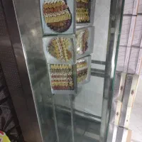 ویترین شیرینی خشک