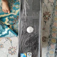 کامپیوتر دل همراه با مانیتور