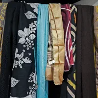 انواع شال و روسری هر کدوم ۴۰هزار تومان