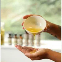 ماساژ آروماتراپی سنندج توسط ماسور با تجربه