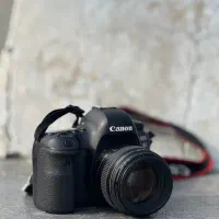 دوربین6d پرچم دار با لنز ۸۵