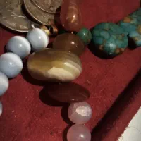 همه جوره سنگ و قیر