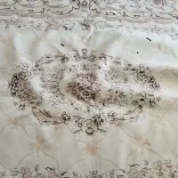 2 عدد فرش 12 متری و میز نهارخوری