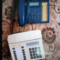 تلفن رومیزی فروشی تمیز