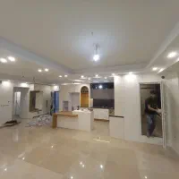 ۱۴۰ متر خوش نقشه با ۳ پارکینگ سندی نور عالی