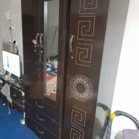کمد دو تیکه اینه دار و دراور سه کشو درحد خشک