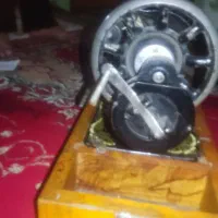 دوعدد چرخ خیاطی