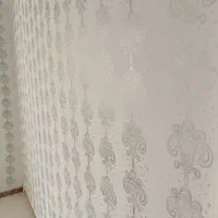 نقاشی ساختمان و طرح کاغذ. دیواری