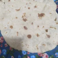 نان گندمی با ارد برنج