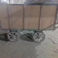 گاری چهار چرخ