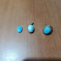 انگشتر فیروزه و زمرد اصل