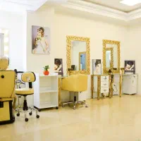استخدام ناخنکار و اجاره صندلی