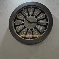 ساعت دیواری کاملا نو و سالم
