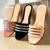 دمپایی مدل مارسانا عمده کفش کتونی صندل