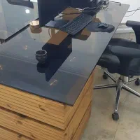 میز مدیریت و صندلی