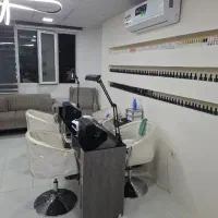 اجاره لاین ناخن و مژه و اتاق مجزا در سالن زیبایی