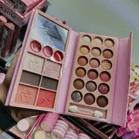 آرایشی بهداشتی روژان