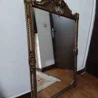 اینه قاب برنجی اینه یک گوشه شکسته