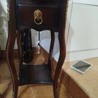 میز تلفن سالم و بسیار تمیز