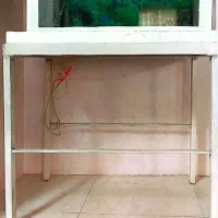 آکواریوم با پایه آهنی