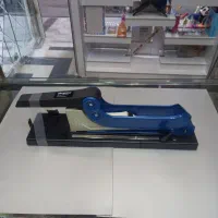 منگنه  وسط زن  اسکربا  آلمان