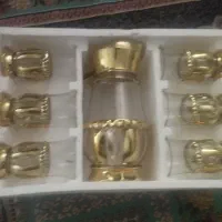 ظروف پارچ و لیوان طلایی