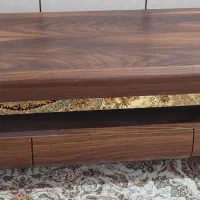 میز تلویزیون در حد نو شرکتی