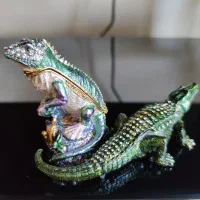 مجسمه جاجواهری جاحلقه ای جا انگشتری دکوری فلزی