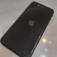آیفون se 2020 128gb