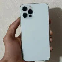 ایفون 12 pro سالم