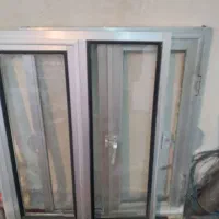 دوعدد پنجره آلومینیومی اراک در حد نو