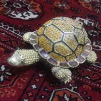 تندیس لاک پشت بزرگ
