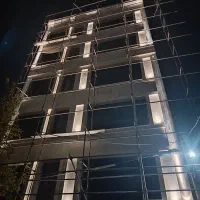 برقکار سیم‌کشی برق کار. سیمکشی برقکشی شاگرد نیمه م
