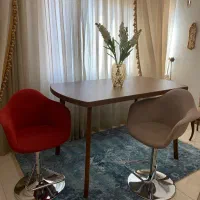 میزناهارخوری شش نفره کانتری با سه صندلی کانتری