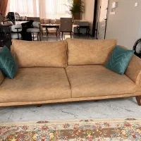 مبلمان ۸ نفره با میز وسط و جلو مبلی