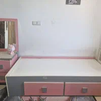 تخت دخترانه