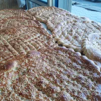 دو نفر خانوم و آقا جهت کار در نان روغنی نیازمندیم