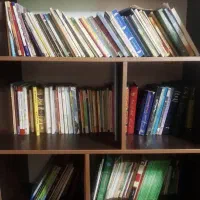 مجموعه ای از کتاب های یک نویسنده