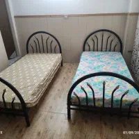 تخت دوطبقه به همراه تشک