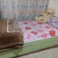 تخت ام دی اف