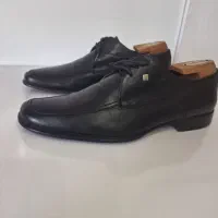 کفش پیرکاردین فرانسه اورجینال تمام چرم سایز ۴۱
