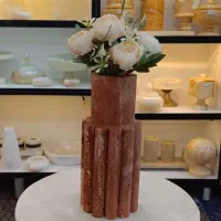 کلکسیونی از گلدان تراورتن