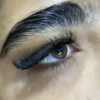 کاشت مژه ۲۵۰ مش ۷۰۰همه خدمات تخفیف عیدانه