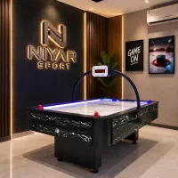 کودک ایرهاکی و بزرگسال تاجدار