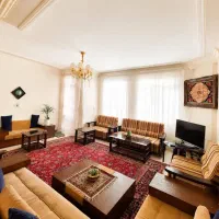 آپارتمان95متری2خواب-غرق-نور-حاشیه-باغ-نوفل