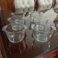 کاسه بلور و شیشه آب