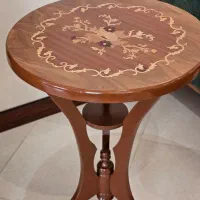 میز چوبی