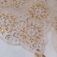 رومیزی ۳ تیکه در حد نو