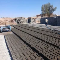 بلوک سیمانی تخلیه پای کار