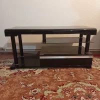 میز زیر تلوزیون